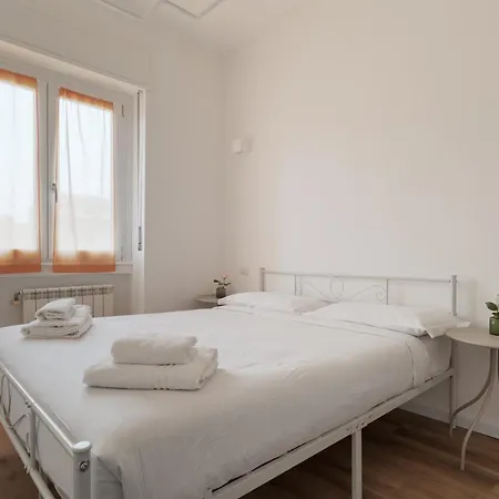 Apartment Guesthost - Comfy Balcony X4 Turro